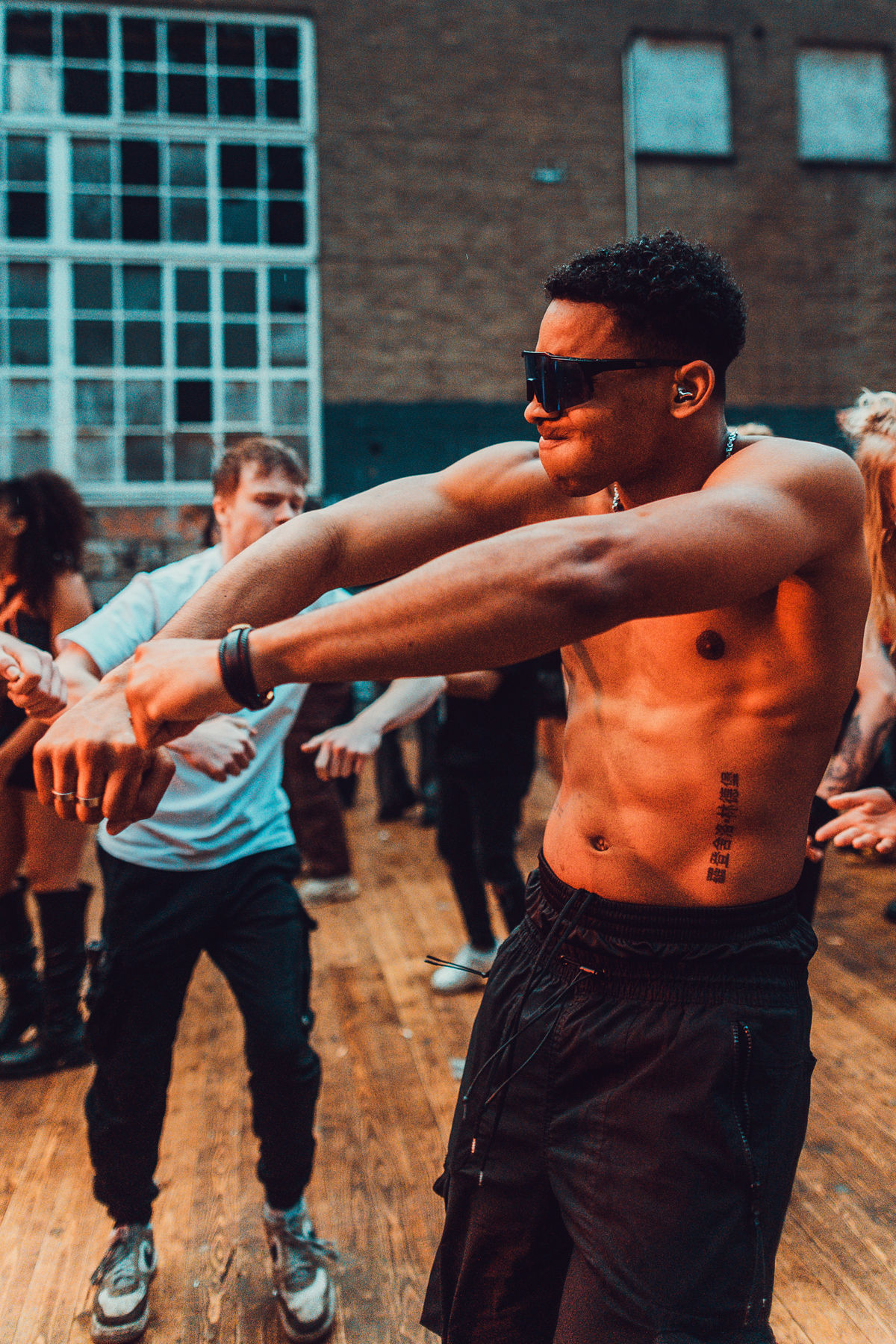 Loading... just a sec